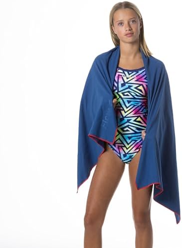Flow Hydro Sport Towel - Large w Hood